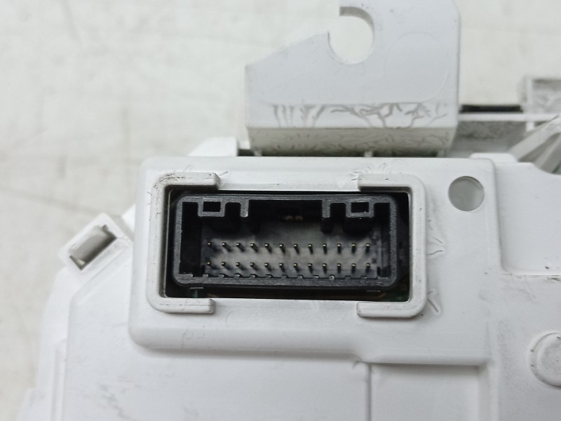 Recambio de cuadro instrumentos para mazda cx-3 (dk) 2.0 skyactiv-g referencia OEM IAM  D23C55430 
