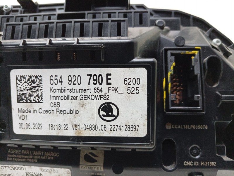 Recambio de cuadro instrumentos para skoda kamiq (nw4) 1.0 tsi referencia OEM IAM  654920790E 