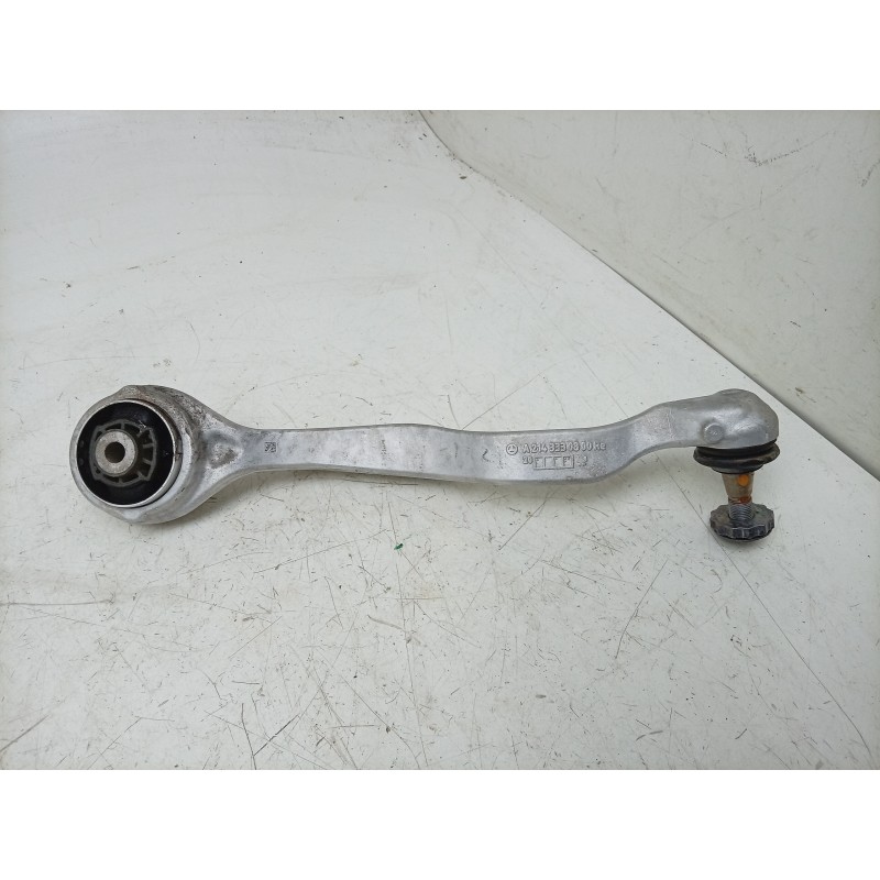 Recambio de brazo suspension superior delantero derecho para mercedes-benz cle cle 220d referencia OEM IAM A2363300400 A21433308