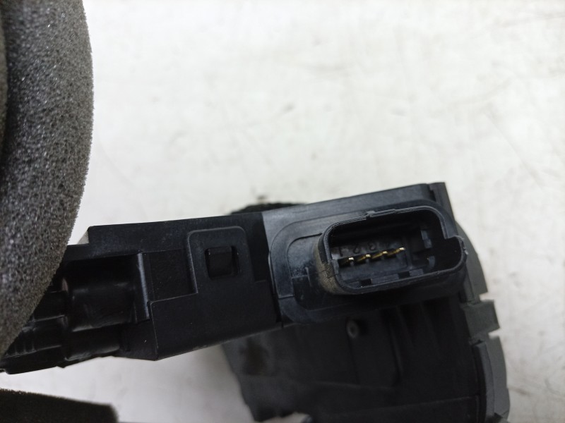 Recambio de cerradura puerta lateral derecha para renault express furgón/monospace 1.5 blue dci 75 (f6aa) referencia OEM IAM   