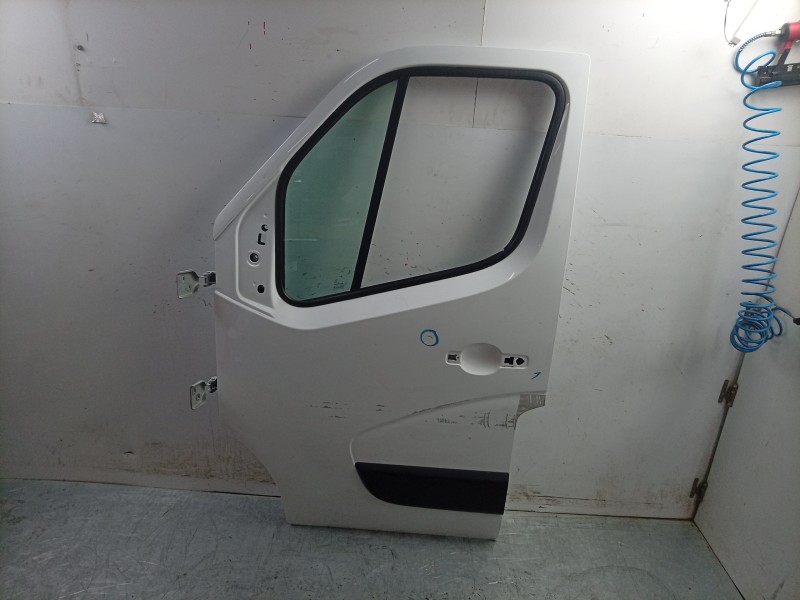 Recambio de puerta delantera izquierda para renault master iii furgoneta (fv) 2.3 dci 150 fwd (fv0f, fv03) referencia OEM IAM  8