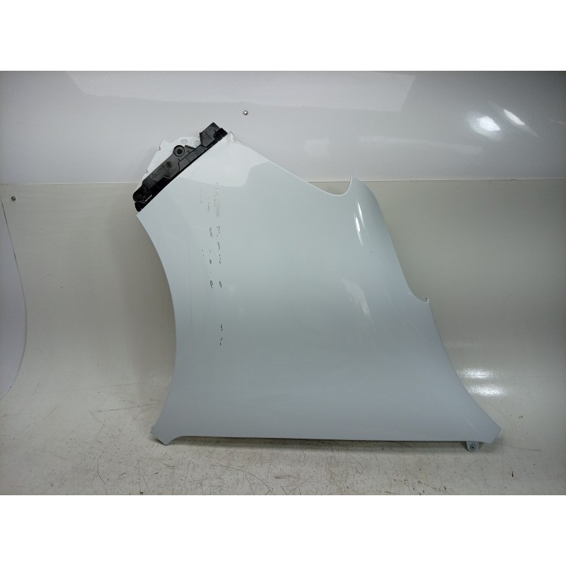 Recambio de aleta delantera izquierda para renault master iii furgoneta (fv) 2.3 dci 150 fwd (fv0f, fv03) referencia OEM IAM  63