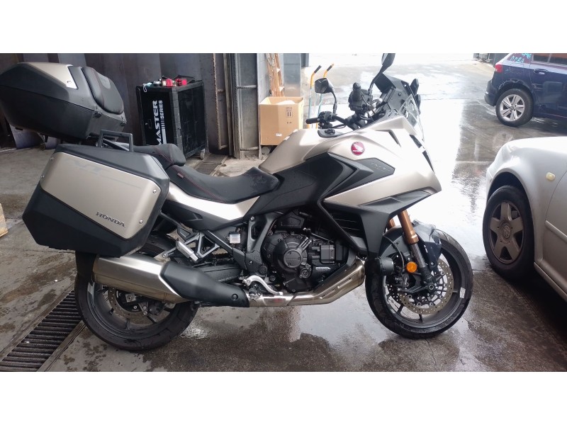 honda nt1100 del año 2025