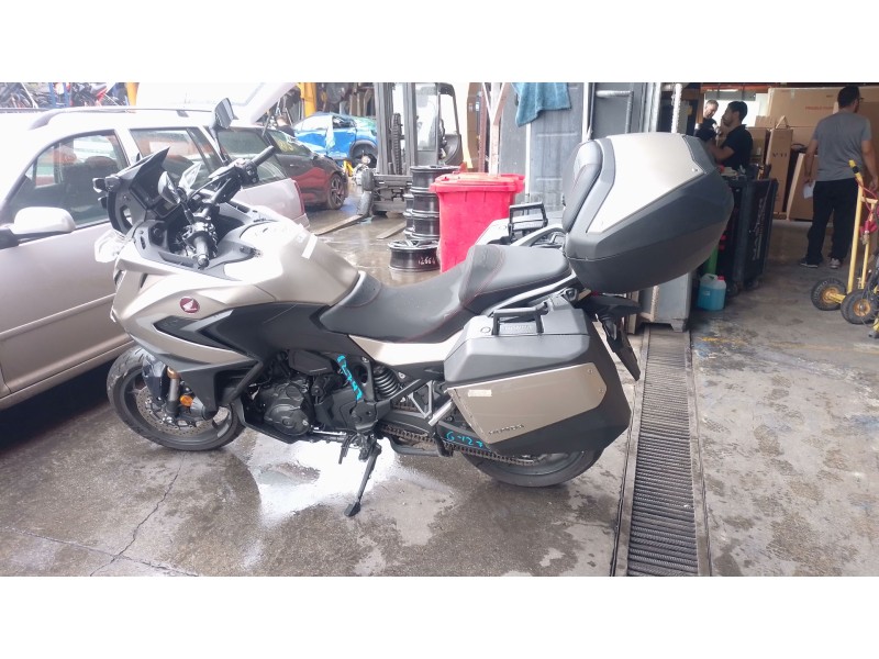 honda nt1100 del año 2025