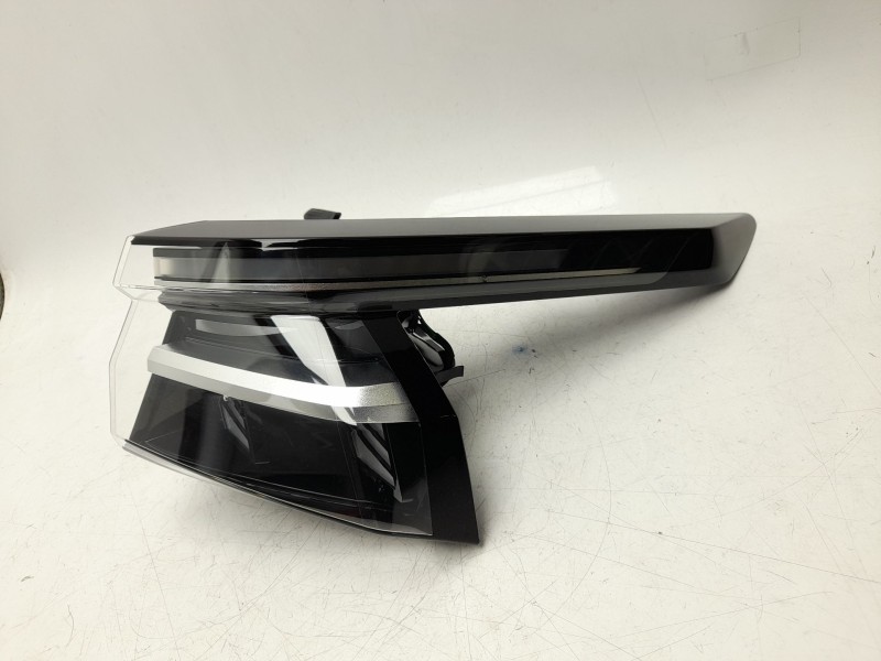 Recambio de piloto trasero derecho para nissan qashqai iii (j12) 1.5 vc-t referencia OEM IAM  26550HN25A 