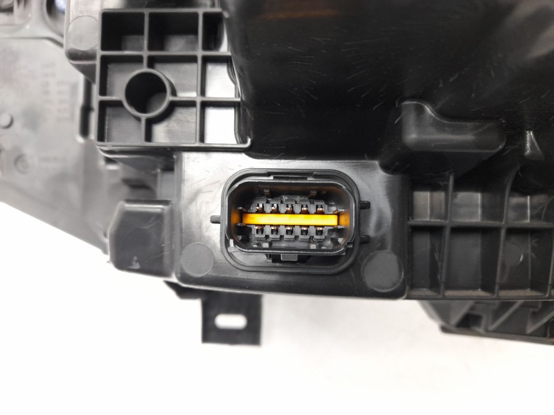 Recambio de faro derecho para nissan qashqai iii (j12) 1.5 vc-t referencia OEM IAM  26010HN25B 