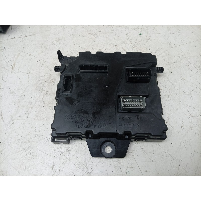 Recambio de modulo electronico para renault master iii furgoneta (fv) 2.3 dci 150 fwd (fv0f, fv03) referencia OEM IAM  284B25740