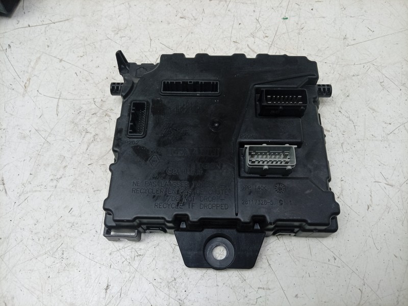 Recambio de modulo electronico para renault master iii furgoneta (fv) 2.3 dci 150 fwd (fv0f, fv03) referencia OEM IAM  284B25740