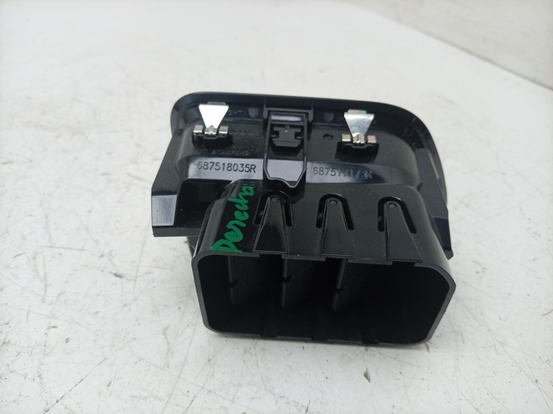 Recambio de aireador derecho para renault master iii furgoneta (fv) 2.3 dci 150 fwd (fv0f, fv03) referencia OEM IAM  687518035R 