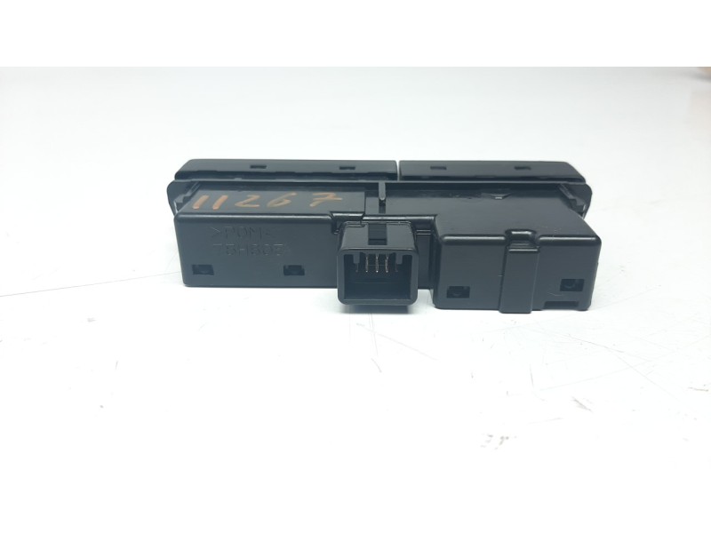 Recambio de warning para suzuki vitara 1.6 ddis comfort 4x4 referencia OEM IAM 3743054P105PK  