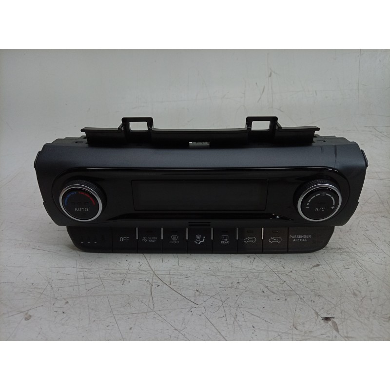 Recambio de mando climatizador para hyundai kona (os, ose, osi) 1.6 gdi hybrid referencia OEM IAM  97250CMAD0 