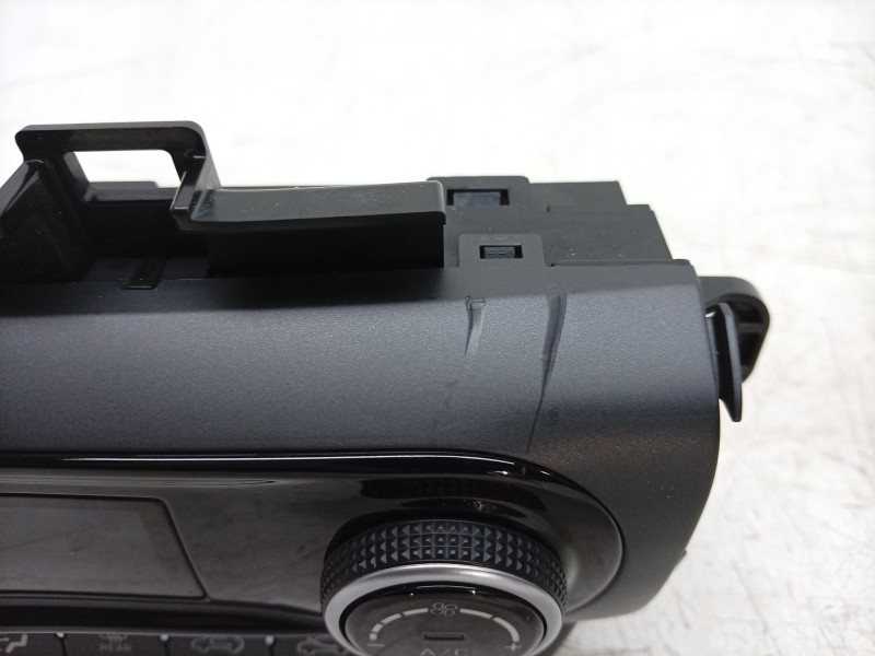 Recambio de mando climatizador para hyundai kona (os, ose, osi) 1.6 gdi hybrid referencia OEM IAM  97250CMAD0 