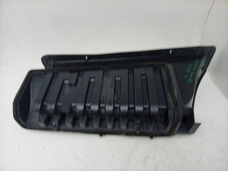 Recambio de moldura para renault master iii furgoneta (fv) 2.3 dci 150 fwd (fv0f, fv03) referencia OEM IAM  769520009R 