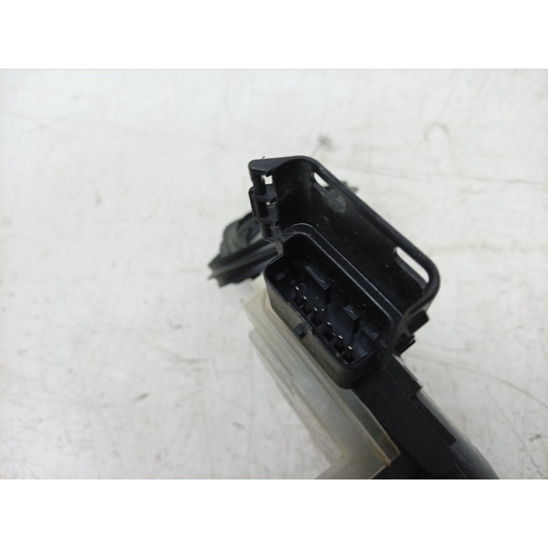 Recambio de cerradura puerta trasera derecha para opel crossland x / crossland (p17, p2qo) 1.2 (75) referencia OEM IAM  98267100