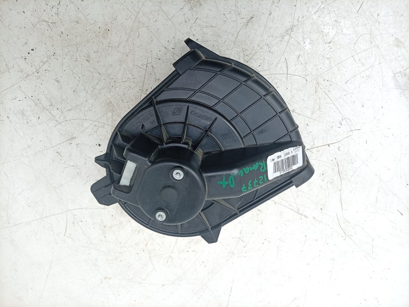 Recambio de ventilador calefaccion para renault master iii furgoneta (fv) 2.3 dci 150 fwd (fv0f, fv03) referencia OEM IAM  17383