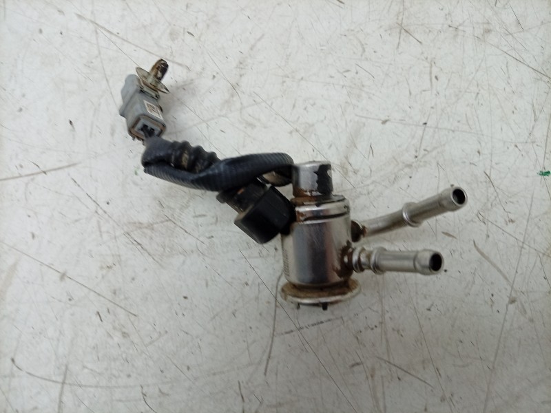 Recambio de inyector para renault master iii furgoneta (fv) 2.3 dci 150 fwd (fv0f, fv03) referencia OEM IAM  160721041R 