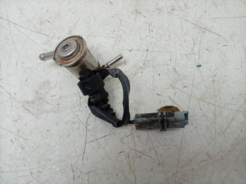 Recambio de inyector para renault master iii furgoneta (fv) 2.3 dci 150 fwd (fv0f, fv03) referencia OEM IAM  160721041R 