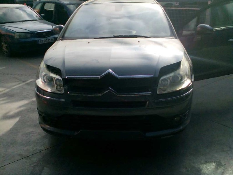 citroen c4 berlina del año 2005