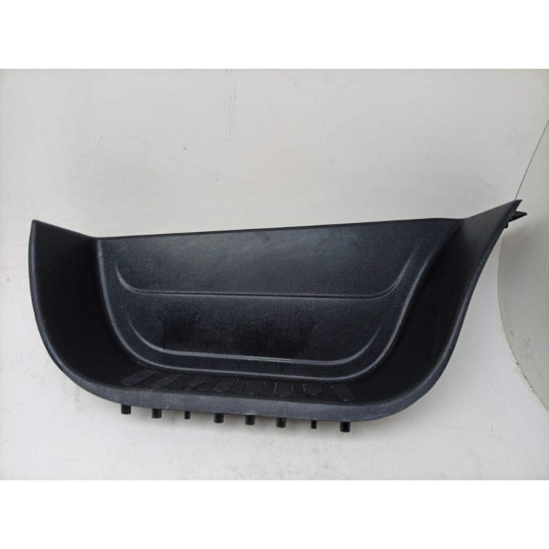 Recambio de moldura para renault master iii furgoneta (fv) 2.3 dci 150 fwd (fv0f, fv03) referencia OEM IAM  769510005R 