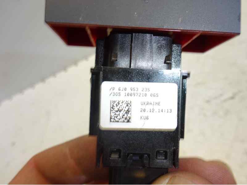 Recambio de warning para seat ibiza (6j5) reference i-tech 30 aniversario referencia OEM IAM 6J0953235  