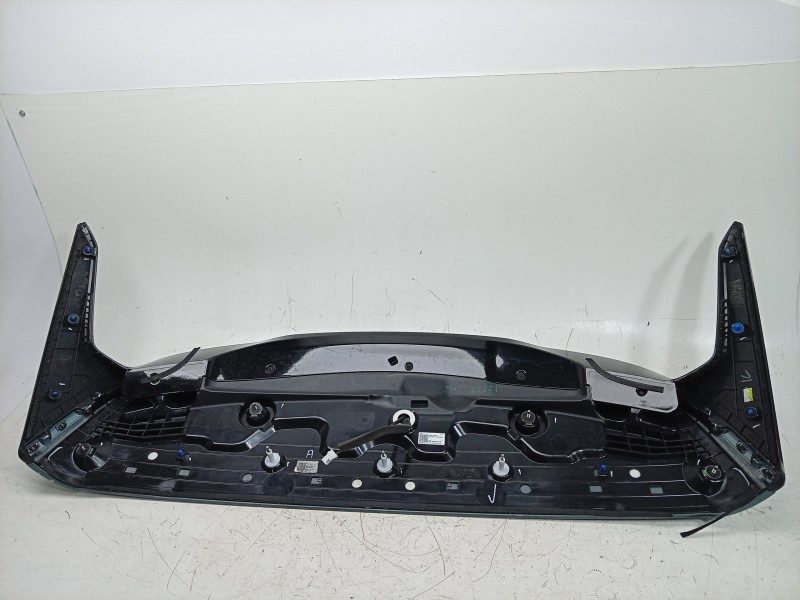 Recambio de aleron trasero para kia sportage v (nq5) 1.6 t-gdi referencia OEM IAM  87220R2000 
