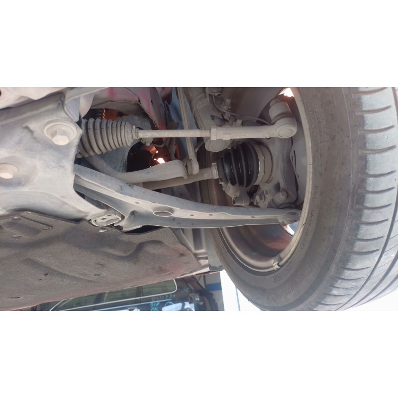 Recambio de brazo suspension inferior delantero derecho para ford fiesta vii (hj, hf) 1.0 ecoboost referencia OEM IAM   