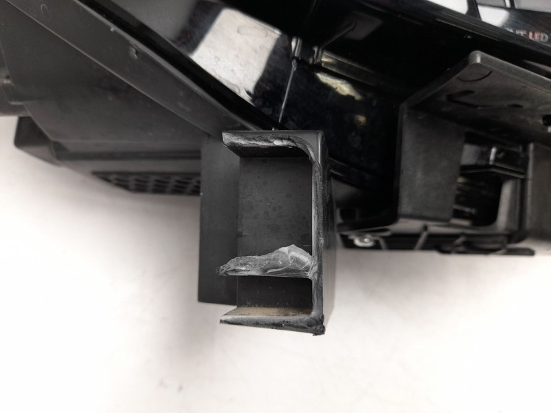 Recambio de faro derecho para dr evo 5 referencia OEM IAM  A00091194 
