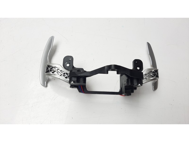 Recambio de mando volante para mitsubishi l 200 2.4 di-d cat referencia OEM IAM 2401A008  