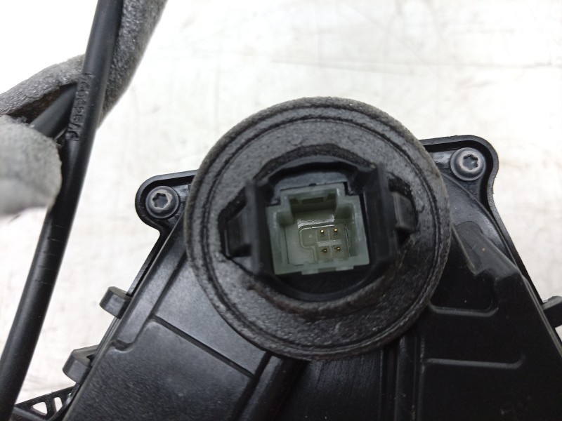 Recambio de cerradura puerta trasera derecha para renault 5 e-tech 150 referencia OEM IAM  825022803R 