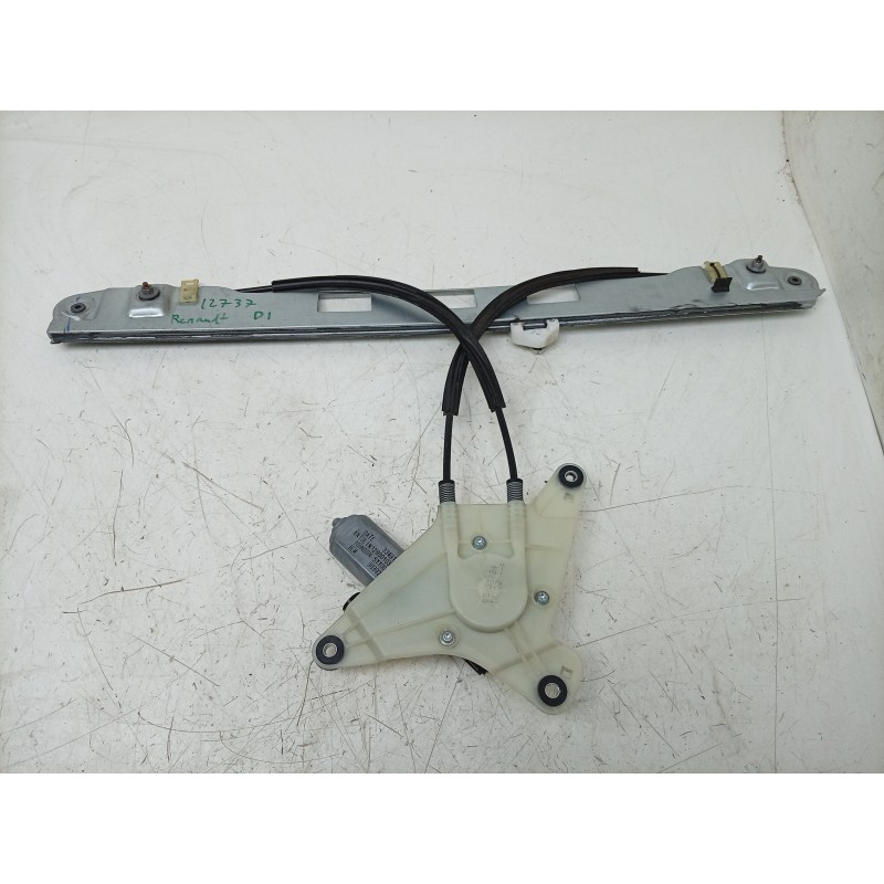 Recambio de elevalunas delantero izquierdo para renault master iii furgoneta (fv) 2.3 dci 150 fwd (fv0f, fv03) referencia OEM IA