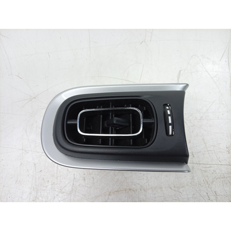 Recambio de aireador izquierdo para citroën c3 iii (sx) 1.5 bluehdi 100 (sxyhyp, sxyhtu) referencia OEM IAM  98162208ZD 