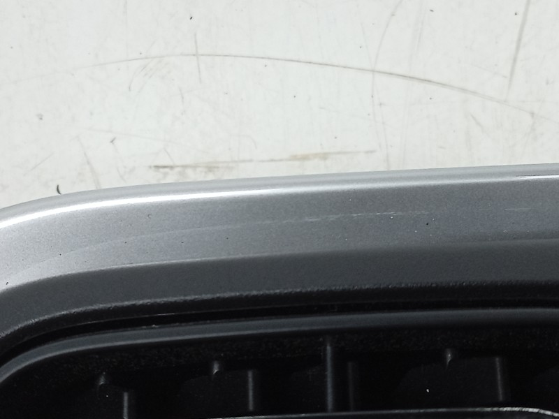 Recambio de aireador izquierdo para citroën c3 iii (sx) 1.5 bluehdi 100 (sxyhyp, sxyhtu) referencia OEM IAM  98162208ZD 