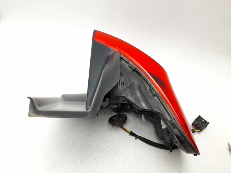 Recambio de piloto trasero izquierdo para citroën c5 aircross (ac_, aj_, ar_, a4_) 1.5 bluehdi 130 (acyhzj, acyhzr) referencia O
