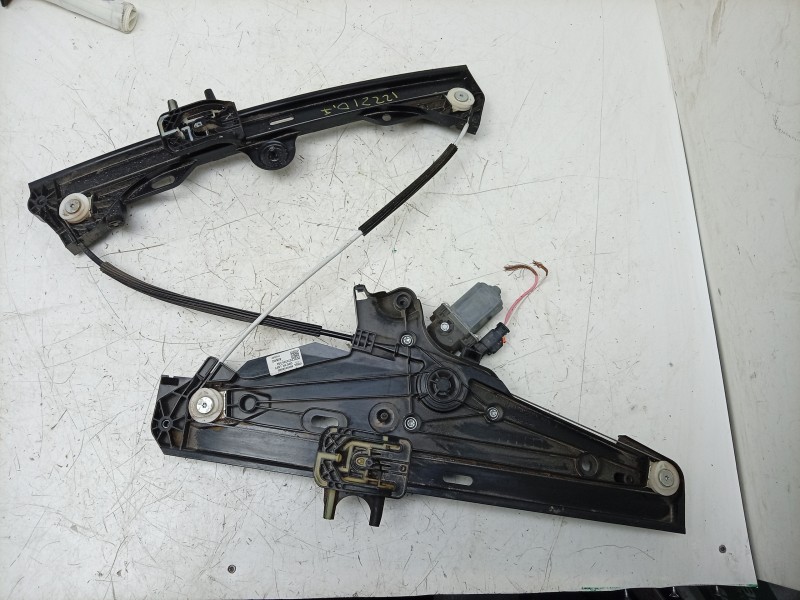 Recambio de elevalunas delantero izquierdo para peugeot 308 sw iii (fc_, fj_, fr_, f4_, fn_) puretech 130 (frhnsl, frhnst) refer