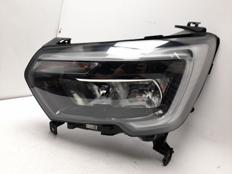 Recambio de faro izquierdo para renault master iii furgoneta (fv) 2.3 dci 150 fwd (fv0f, fv03) referencia OEM IAM  260607867R 10