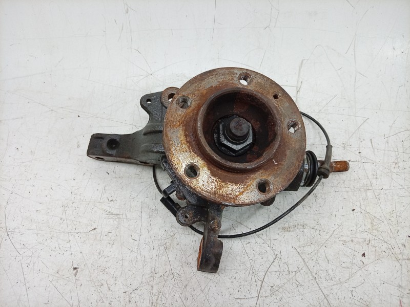 Recambio de mangueta delantera derecha para opel movano b kasten/combi 2.3 cdti referencia OEM IAM  95508187 765884/ZZPRE025