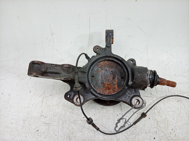 Recambio de mangueta delantera derecha para opel movano b kasten/combi 2.3 cdti referencia OEM IAM  95508187 765884/ZZPRE025