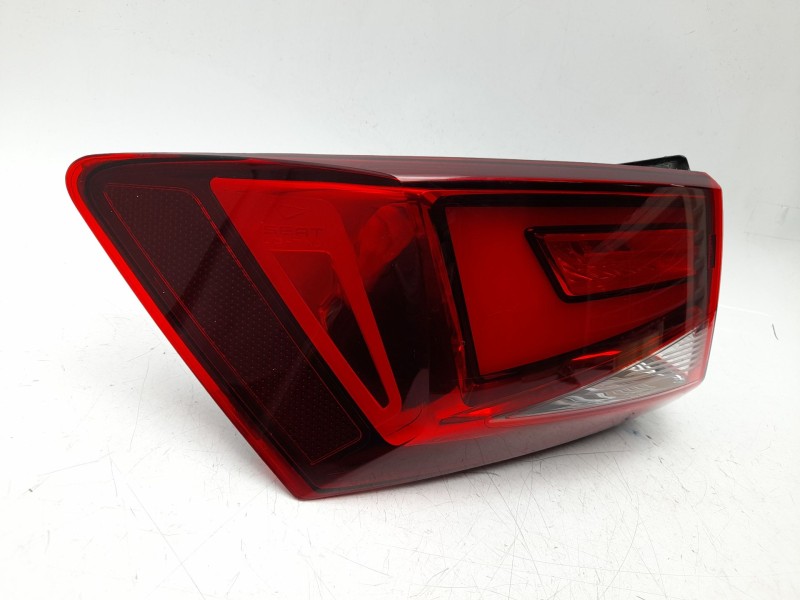 Recambio de piloto trasero izquierdo para seat ateca (kh7, khp) 1.6 tdi referencia OEM IAM  575945207C 