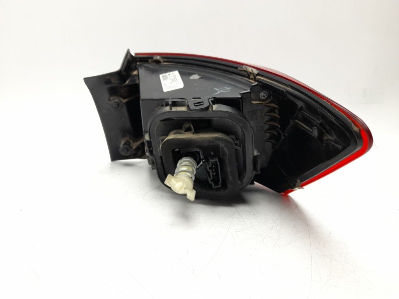 Recambio de piloto trasero izquierdo para seat ateca (kh7, khp) 1.6 tdi referencia OEM IAM  575945207C 