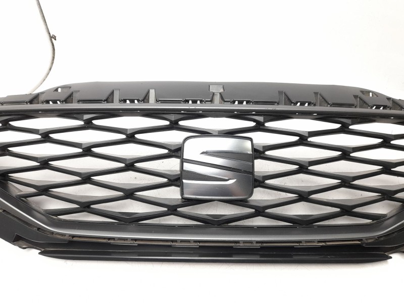 Recambio de rejilla delantera para seat leon (kl1, klg) 1.0 tsi referencia OEM IAM  5FA853651G 107213905/9020009