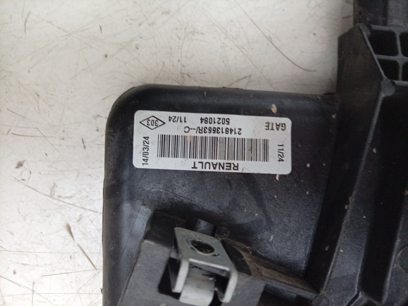 Recambio de electroventilador para renault master iii furgoneta (fv) 2.3 dci 150 fwd (fv0f, fv03) referencia OEM IAM  214813663R