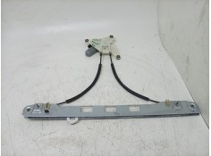 ELEVALUNAS DELANTERO DERECHO 807200008R 115242/SEF710A17HQ/RN954W011/SEF830117HQ