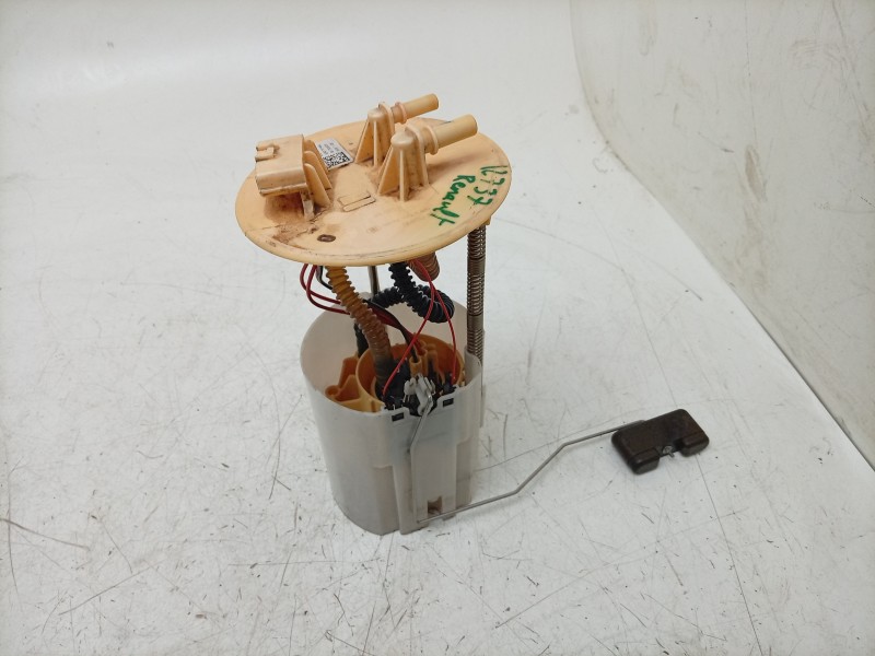 Recambio de bomba combustible para renault master iii furgoneta (fv) 2.3 dci 150 fwd (fv0f, fv03) referencia OEM IAM 0580203359 
