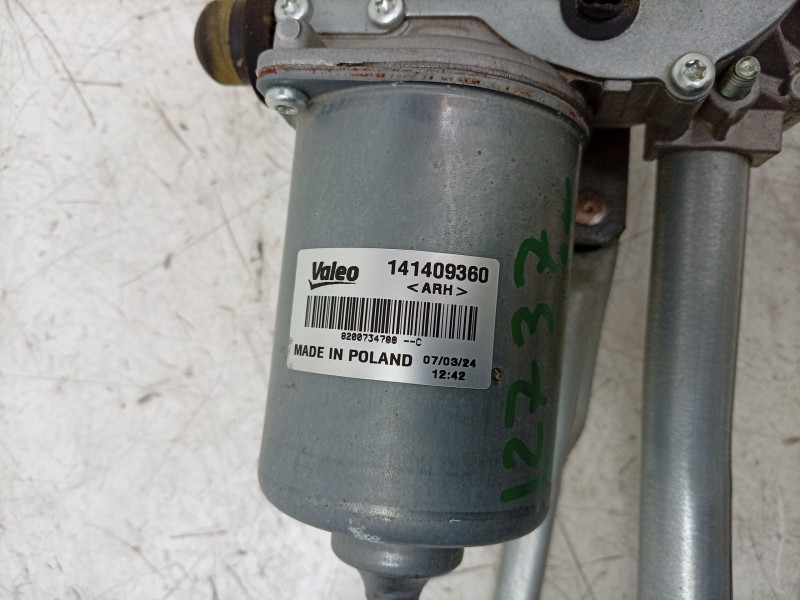 Recambio de motor limpia delantero para renault master iii furgoneta (fv) 2.3 dci 150 fwd (fv0f, fv03) referencia OEM IAM 141409