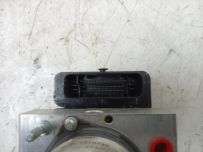 Recambio de abs para dacia sandero iii 1.0 tce 90 eco-g referencia OEM IAM  476604079R 