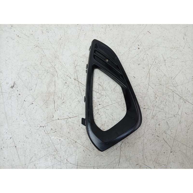 Recambio de rejilla paragolpes derecha para ford fiesta vii (hj, hf) 1.0 ecoboost referencia OEM IAM  H1BB15B216A 