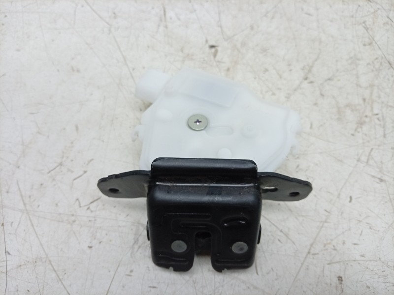 Recambio de cerradura maletero / porton para toyota yaris (_p21_, _pa1_, _ph1_) 1.5 hybrid (mxph11) referencia OEM IAM  69350020