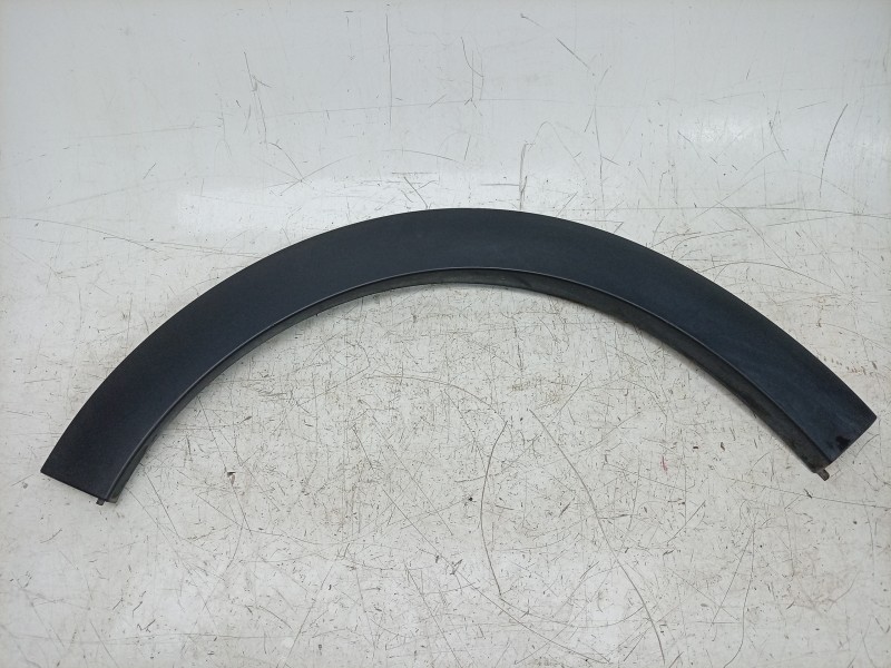 Recambio de aletin delantero izquierdo para citroën c3 iii (sx) 1.5 bluehdi 100 (sxyhyp, sxyhtu) referencia OEM IAM  9812088680 