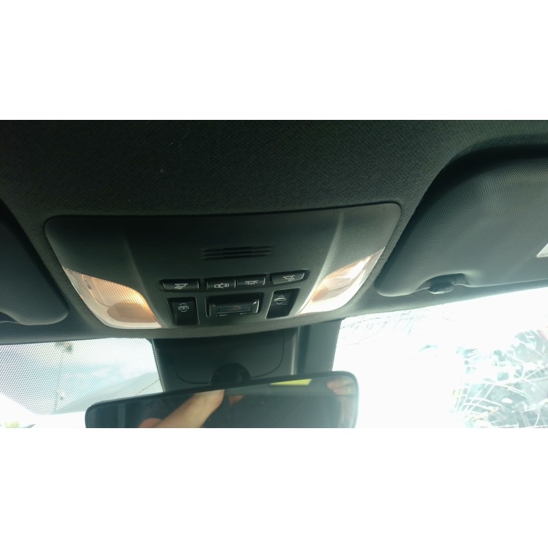 Recambio de luz interior para toyota corolla hatchback (_e21_, _ea1_, _eh1_) 2.0 hybrid (mzeh12) referencia OEM IAM   