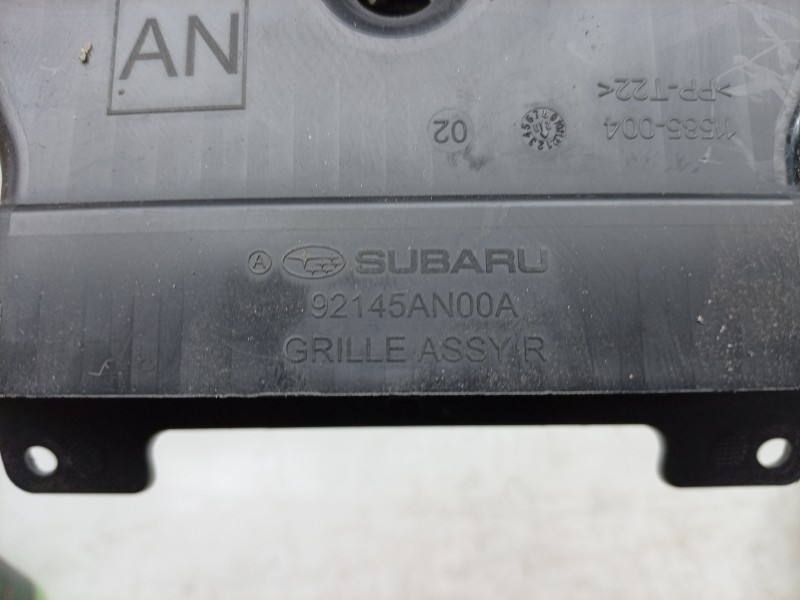Recambio de aireador central para subaru outback (bs) 2.5 awd (bs9) referencia OEM IAM  92145AN00A 